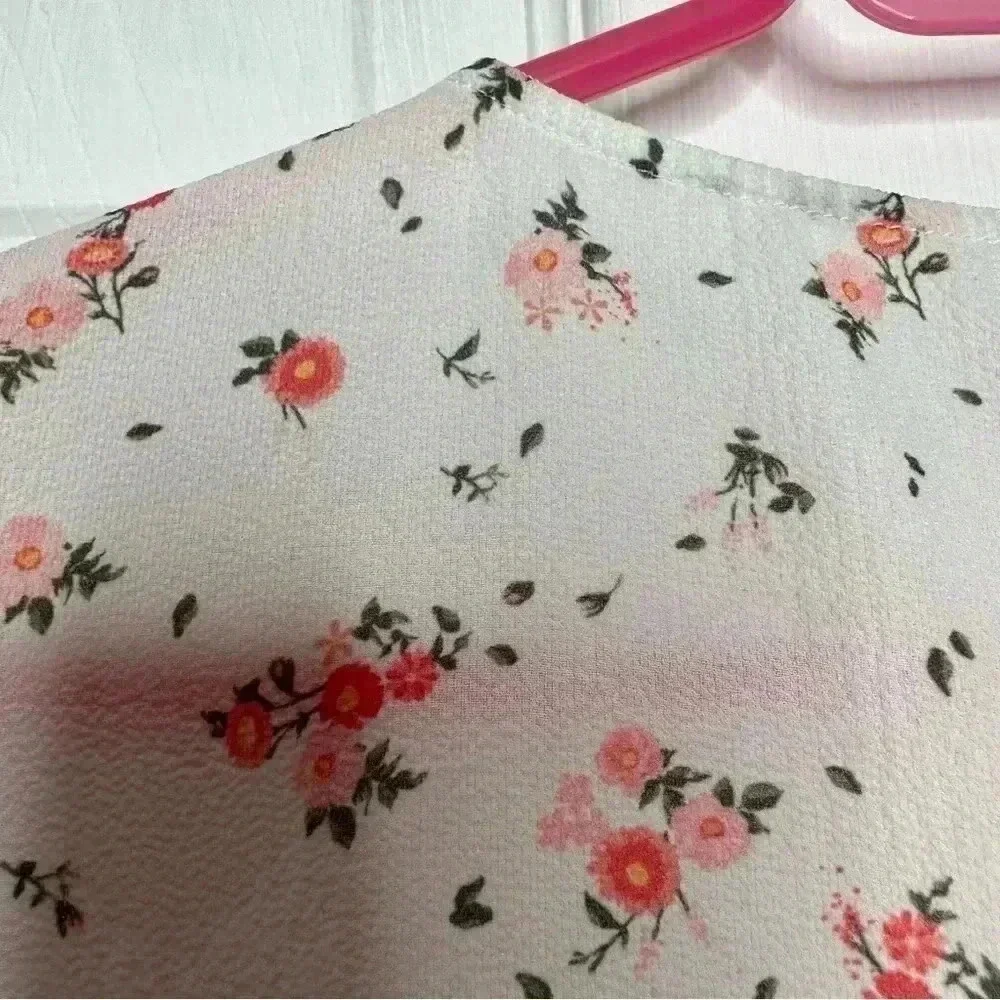 Ardene  Peplum Top White/Pink/Red Floral Size Large - Picture 16 of 16